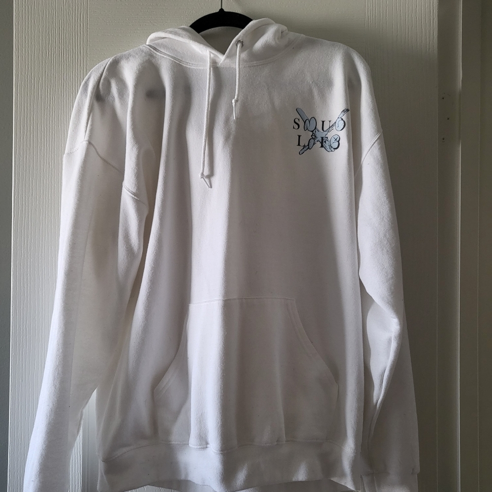 NWT Snug Life Hoodie Size L